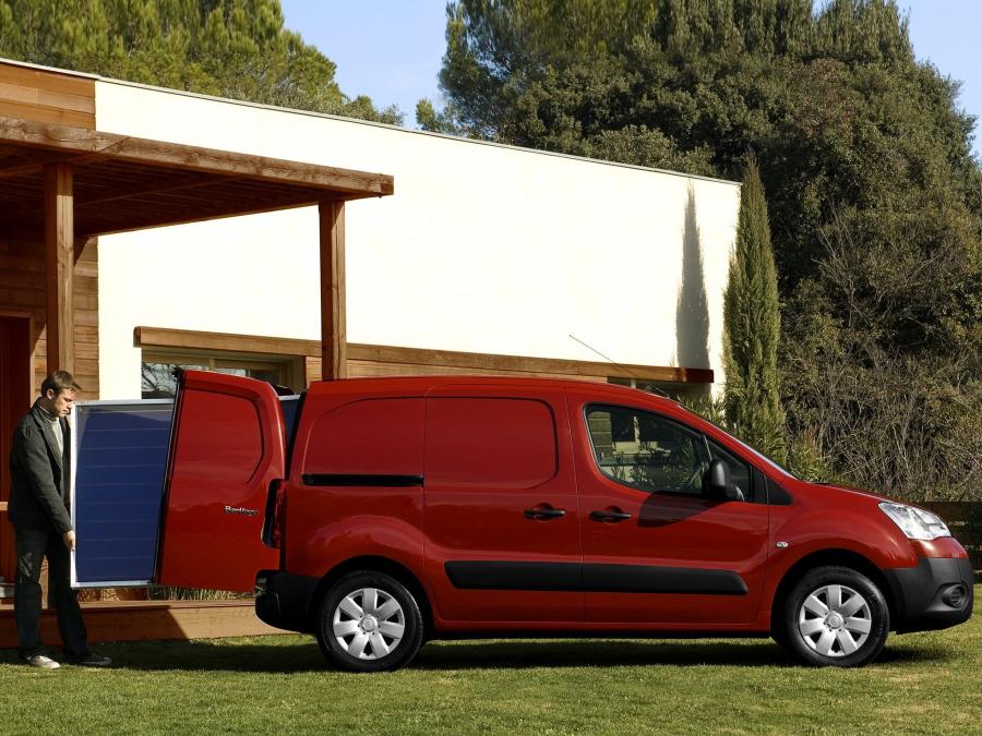  Citroen Berlingo Van 2008 года  (фото 4 из 16)